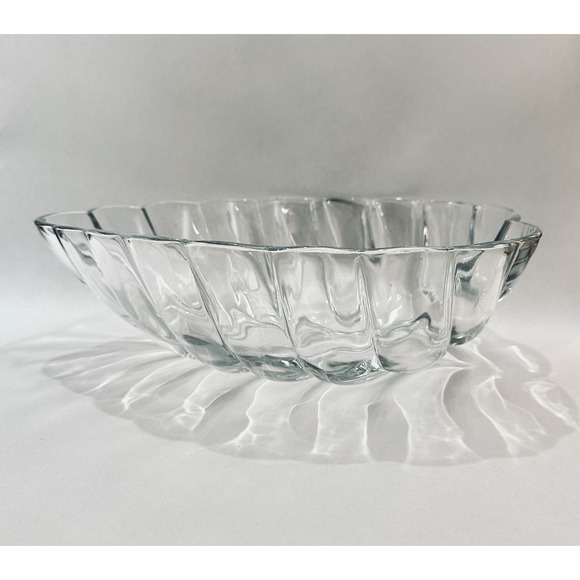 Unmarked Other - Vtg Clear Glass Bowl Leaf Pattern Large 11 x 10 x 4